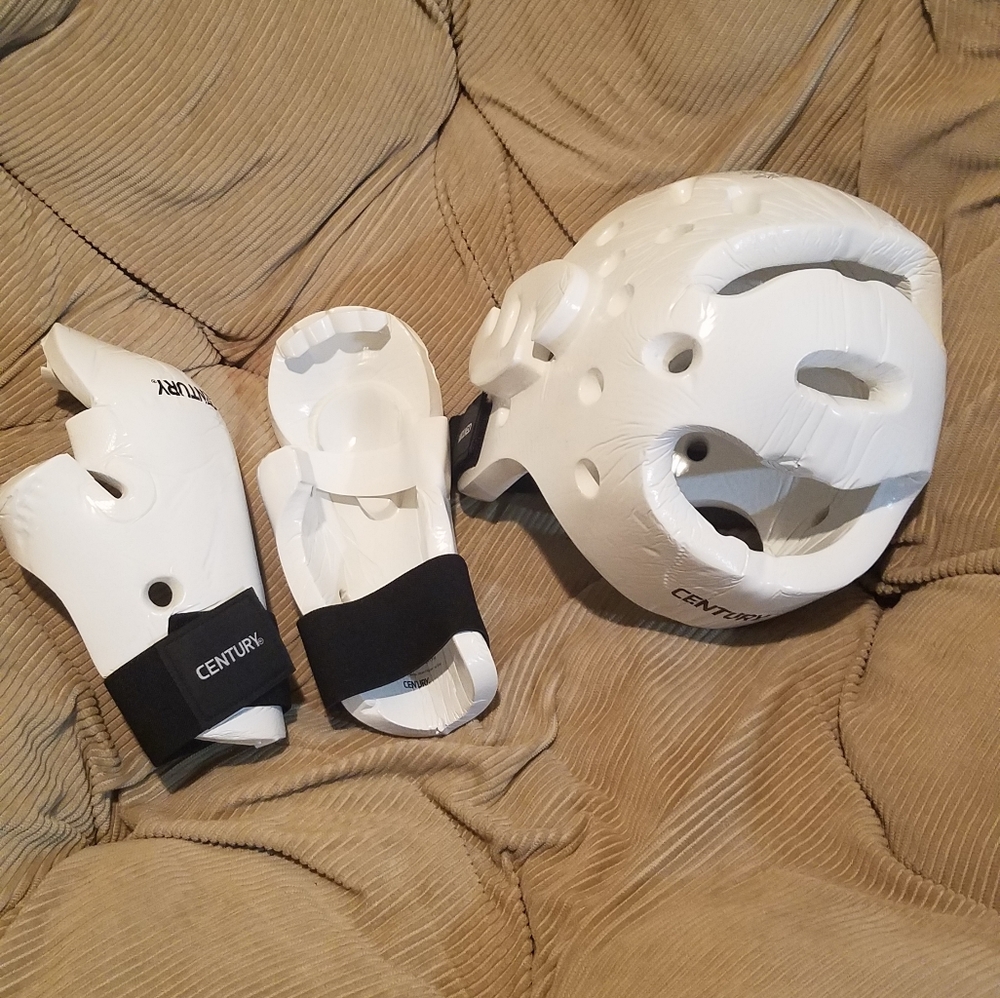 karate head and hand pads